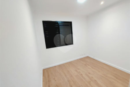 Apartamento à venda com 4 quartos, sendo 2 suítes,  em Alto da Lapa, São Paulo, SP