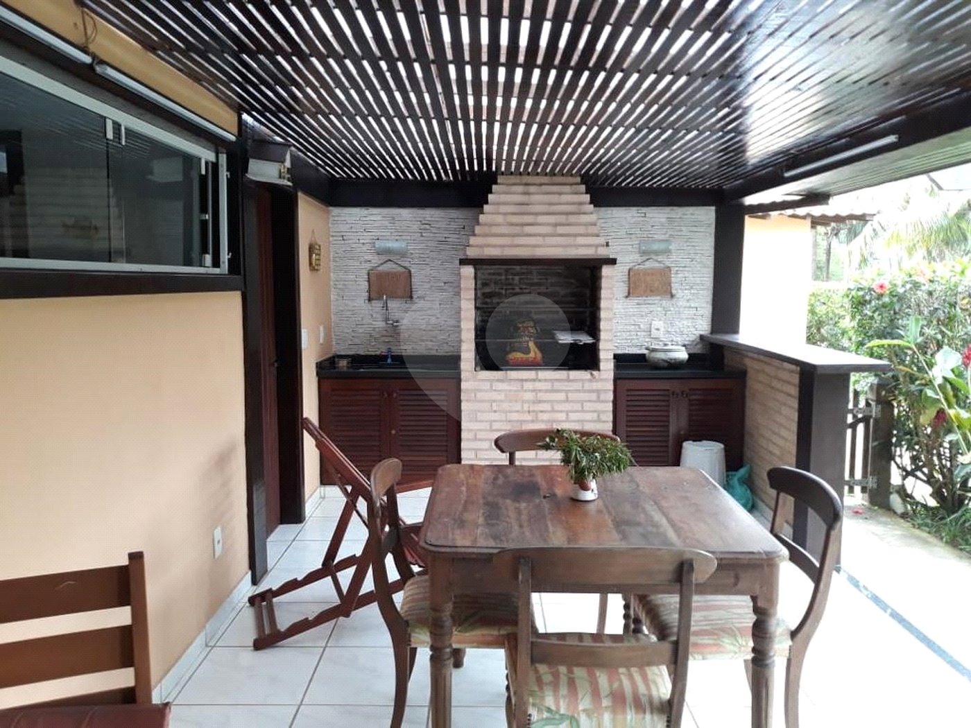 Casa em condomínio à venda com 2 quartos, sendo 1 suíte,  em Portal da Ferradura, Armação dos Búzios, RJ