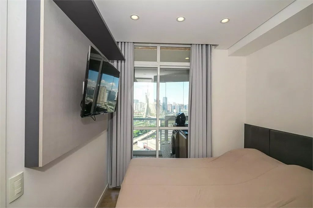 Apartamento à venda com 1 suíte em Real Parque, São Paulo, SP