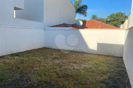 Casa à venda com 2 quartos, sendo 1 suíte, no condomínio Ilha das Águas, Salto - SP