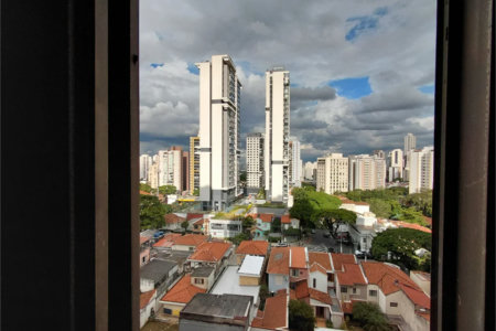 Apartamento à venda com 2 quartos em Vila Romana, São Paulo, SP