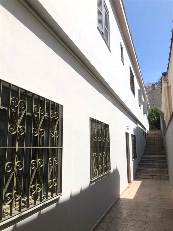 Sobrado à venda ou para alugar com 4 quartos, sendo 1 suíte, em Vila Regente Feijó, São Paulo, SP