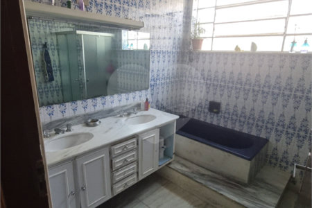 Casa à venda com 3 quartos no Centro, Vinhedo, SP