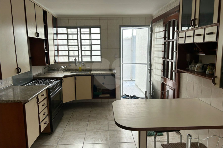 Sobrado à venda com 4 quartos, sendo 2 suítes, em Água Fria, São Paulo, SP