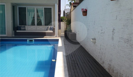 Casa à venda ou para alugar com 4 suítes no condomínio Suzano, Suzano - SP