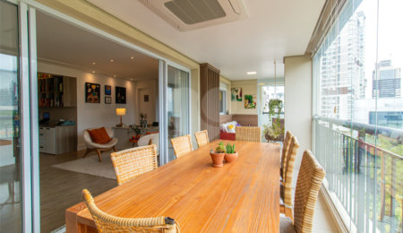 Apartamento à venda com 3 suítes em Chácara Santo Antônio, São Paulo, SP