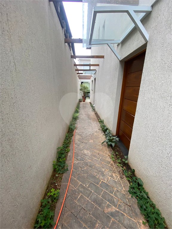 Sobrado à venda com 3 suítes em Jardim Petrópolis, São Paulo, SP