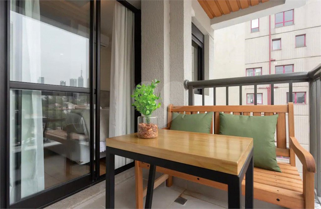 Apartamento à venda com 1 quarto em Jardim das Bandeiras, São Paulo, SP