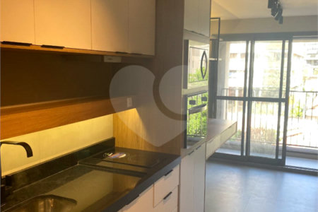 Apartamento à venda ou para alugar com 1 suíte em Cerqueira César, São Paulo, SP