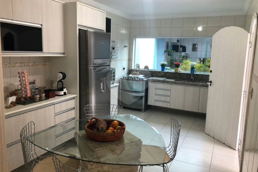 Sobrado à venda com 3 quartos, sendo 1 suíte,  em Tucuruvi, São Paulo, SP
