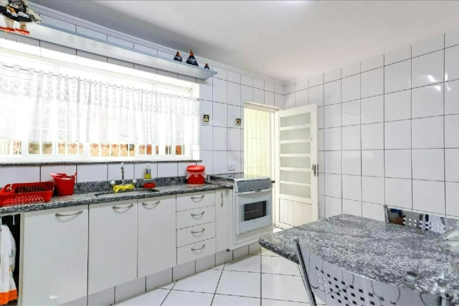 Sobrado à venda com 3 quartos, sendo 1 suíte, em Horto, São Paulo, SP