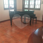 Casa à venda com 5 quartos, sendo 2 suítes, no condomínio Vinhas da Vista Alegre - Lado Sede, Vinhedo - SP