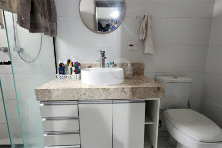 Casa à venda com 4 quartos, sendo 1 suíte, no condomínio Sun Lake, Sorocaba - SP