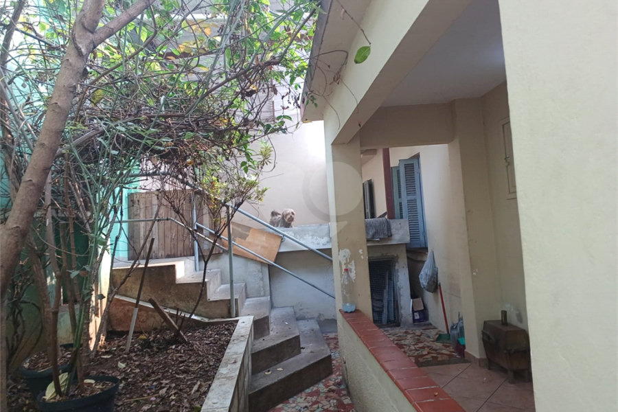 Sobrado à venda com 6 quartos em Jardim Peri, São Paulo, SP