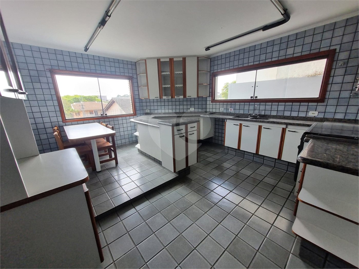 Sobrado à venda com 3 quartos, sendo 1 suíte, em City Recanto Anastácio, São Paulo, SP