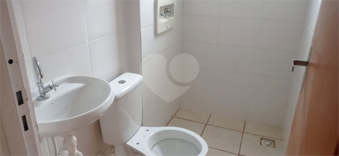 Apartamento à venda ou para alugar com 2 quartos em Santa Cruz, Rio de Janeiro, RJ
