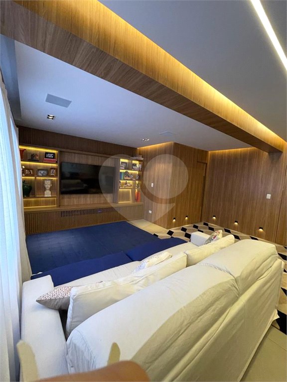 APARTAMENTO DUPLEX A VENDA VILA ADYANA, 200m2 4 DORMITORIOS 3 SENDO SUÍTE, 4 VAGAS DE GARAGEM, SJC/S