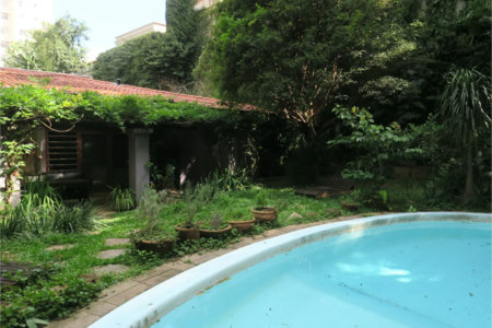Casa Térrea à venda com 2 suítes em Real Parque, São Paulo, SP