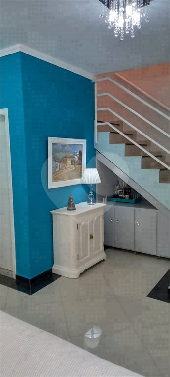 Casa à venda com 3 quartos, sendo 1 suíte, no condomínio Caruatinga, Atibaia - SP