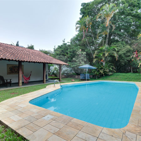 Casa Térrea à venda com 4 quartos, sendo 2 suítes, em Alto da Boa Vista, São Paulo, SP