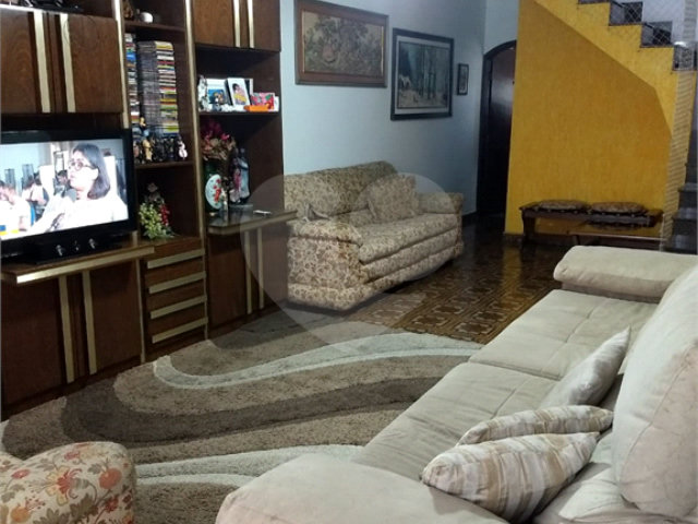 Sobrado à venda com 3 quartos, sendo 1 suíte,  em Vila Maria, São Paulo, SP