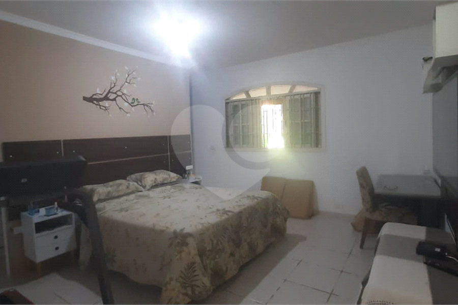 Casa à venda com 3 quartos, sendo 2 suítes, em São Vicente, Mairiporã, SP