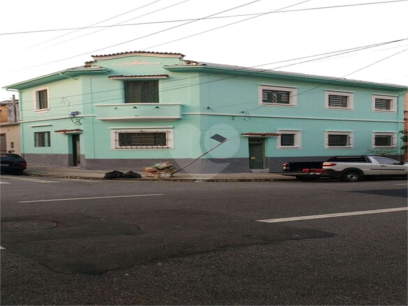 Sobrado à venda com 7 suítes em Vila Romana, São Paulo, SP