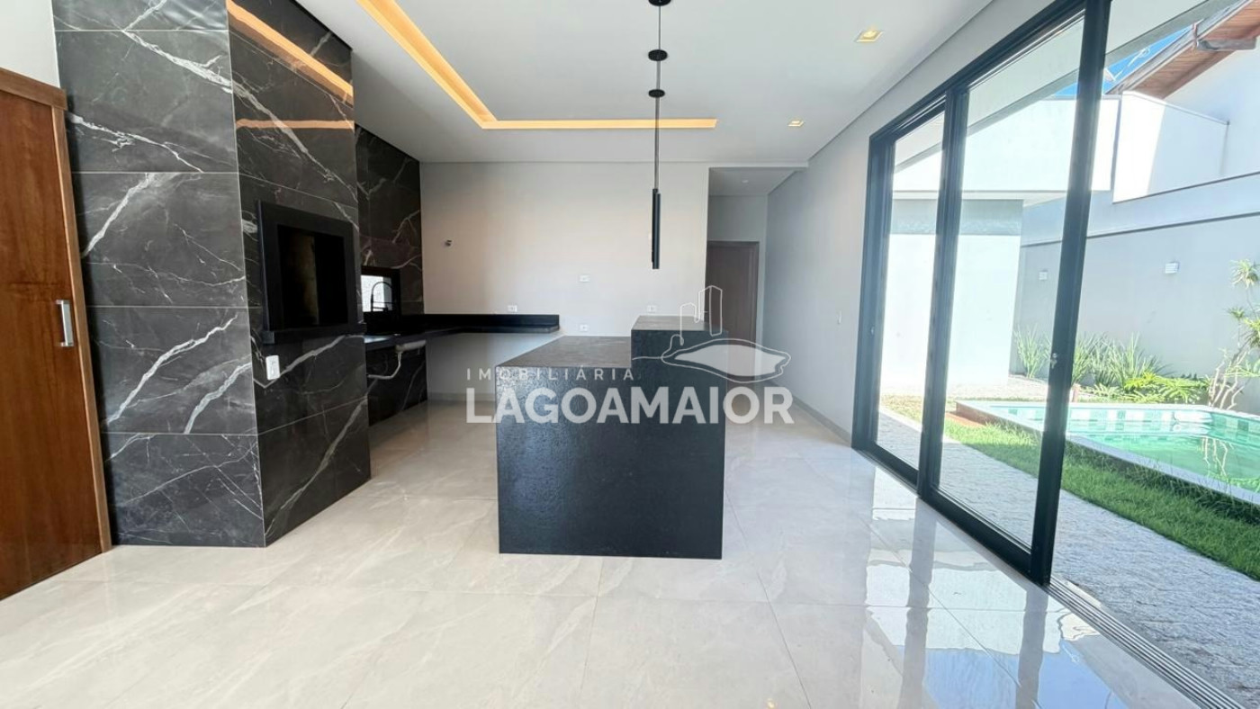 Casa à venda com 3 quartos no condomínio Residencial Costa Leste, Três Lagoas - MS