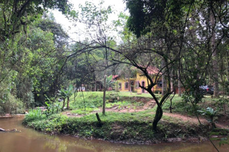 Sítio à venda com 4 quartos, sendo 1 suíte,  em Moinho, Nazaré Paulista, SP