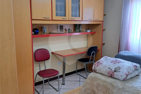 Sobrado à venda com 4 quartos, sendo 2 suítes, em Jardim Modelo, Suzano, SP