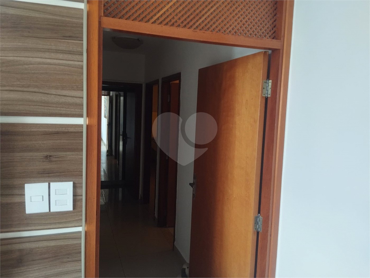 Apartamento à venda com 3 quartos, sendo 1 suíte, no Centro, Araraquara, SP