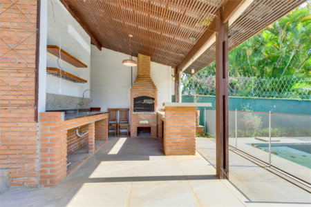 Casa Térrea à venda com 3 quartos, sendo 1 suíte, em Alto da Boa Vista, São Paulo, SP