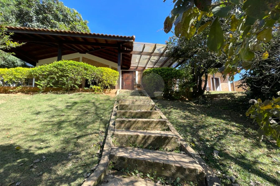 Casa à venda com 4 suítes no condomínio Alpes de Mairiporã, Mairiporã - SP