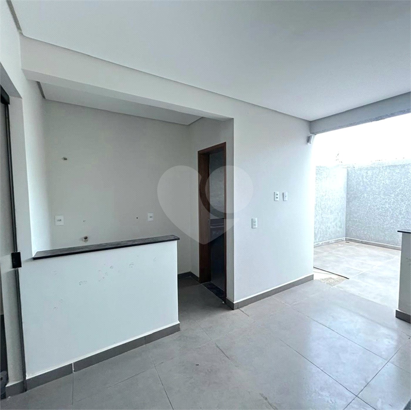 Casa à venda com 3 quartos, sendo 1 suíte, em Wanel Ville, Sorocaba, SP