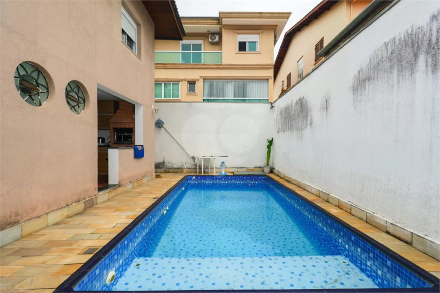 Casa à venda com 2 quartos, sendo 1 suíte, em Morumbi, São Paulo, SP