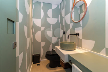 Apartamento à venda com 3 quartos, sendo 1 suíte, em Moema, São Paulo, SP