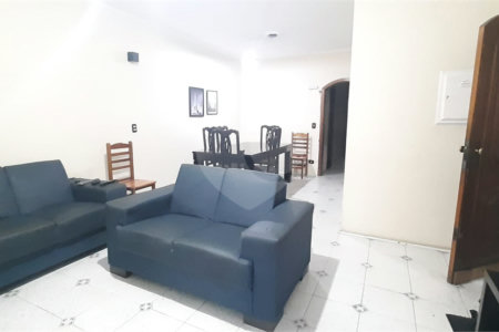 Casa à venda com 3 quartos, sendo 1 suíte, em Vila Nivi, São Paulo, SP
