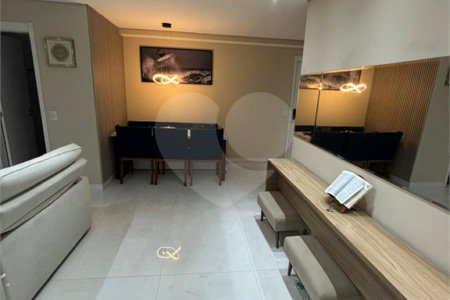 Apartamento à venda com 2 quartos, sendo 1 suíte,  em Brás, São Paulo, SP