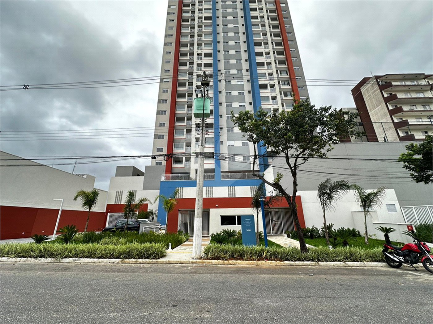 Apartamento para alugar com 1 suíte em Jardim Santa Helena, Suzano, SP