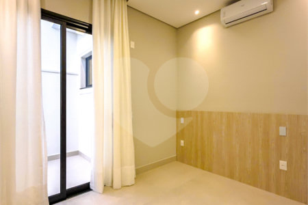 Casa à venda com 3 suítes no condomínio Residencial Dona Maria Candida, Indaiatuba - SP