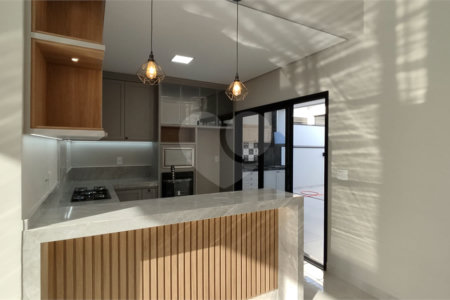 Casa à venda com 3 suítes no condomínio Residencial Viena, Indaiatuba - SP