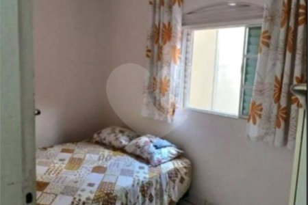 Sobrado à venda com 4 quartos em Cidade Kemel, Poá, SP