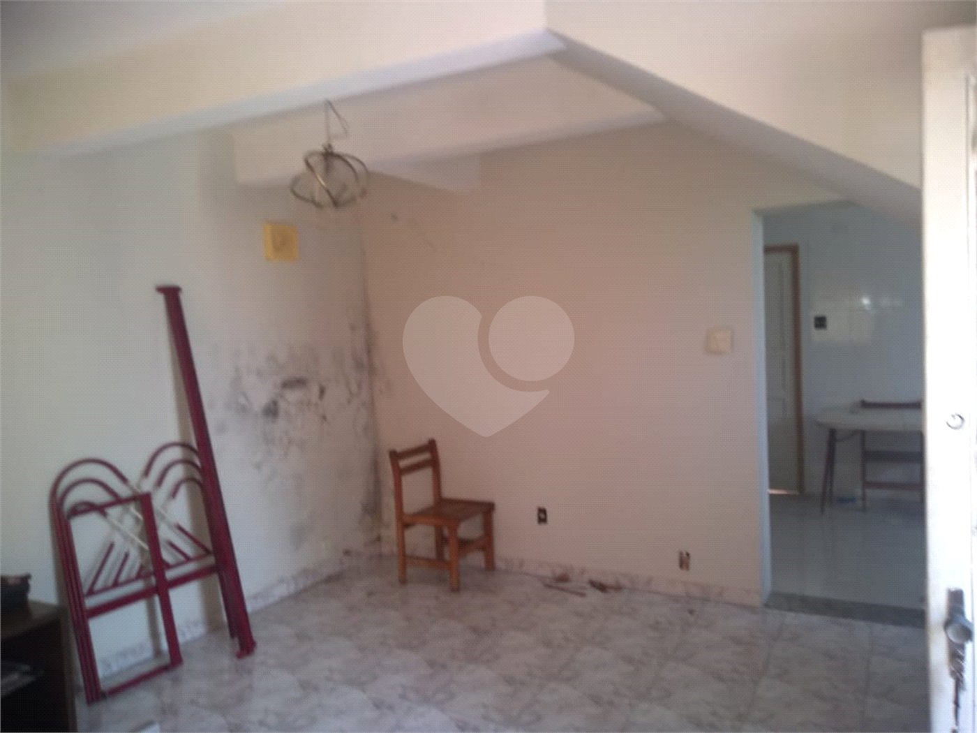 Sobrado à venda com 3 quartos em Vila Nivi, São Paulo, SP