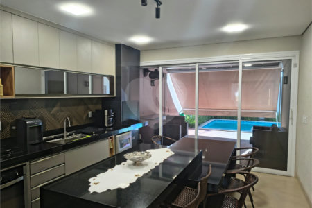 Casa à venda com 3 quartos, sendo 1 suíte, no condomínio Residencia Valencia - Ilha Turia, Ribeirão Preto - SP