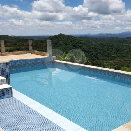 Chácara à venda com 3 quartos, sendo 1 suíte,  em Botujuru, Mogi das Cruzes, SP