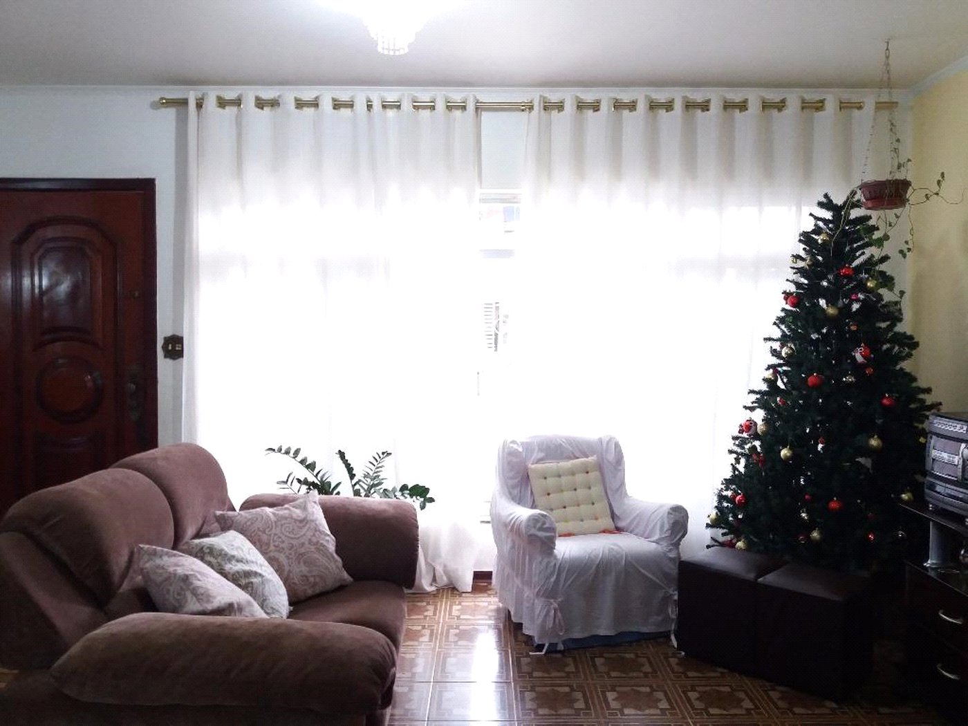 Sobrado à venda ou para alugar com 3 quartos, sendo 1 suíte, em Anália Franco, São Paulo, SP