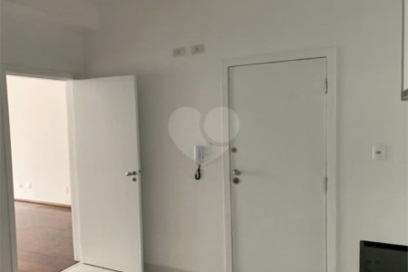 Apartamento à venda com 3 quartos, sendo 1 suíte, em Jardim Paulista, São Paulo, SP