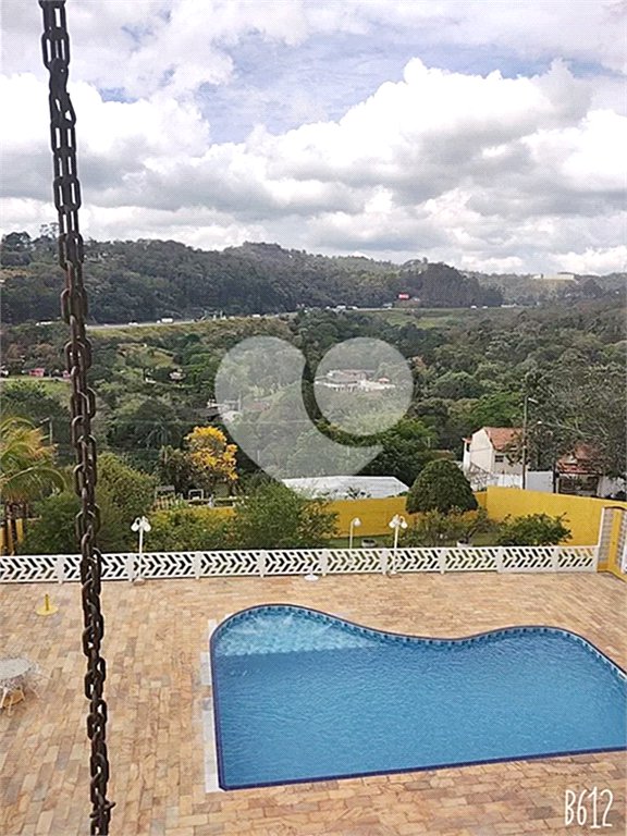 Casa à venda com 4 quartos, sendo 3 suítes, em Luiz Fagundes, Mairiporã, SP