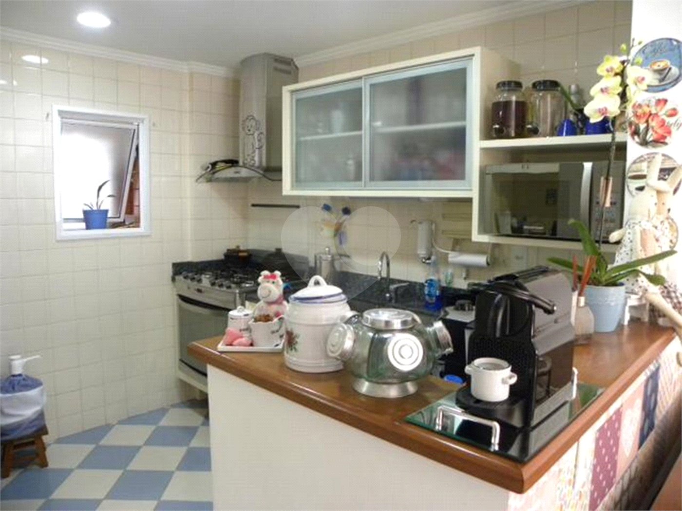 Casa à venda com 3 quartos, sendo 1 suíte, no condomínio Villas de São Francisco, São Paulo - SP