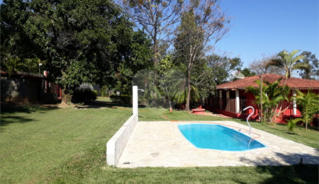 Chácara à venda com 3 quartos no Centro, Monte Mor, SP
